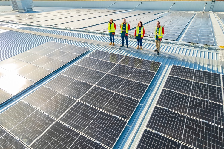 Bunnings celebrates the installation of their 100th rooftop solar PV system Bunnings celebrates the installation of their 100th rooftop solar PV system